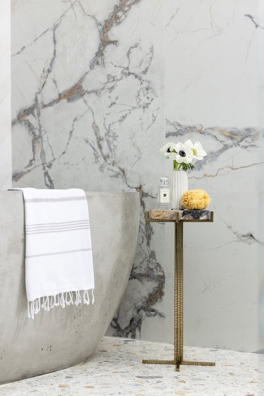 PETRIFIED WOOD COCKTAIL TABLE