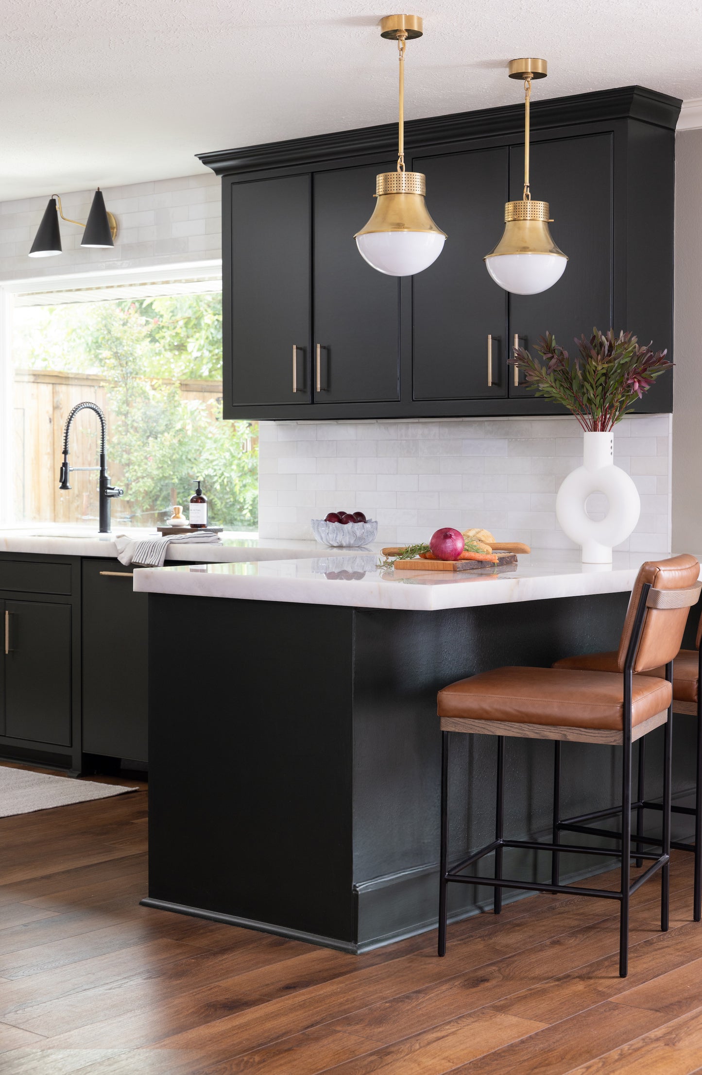 STOCKHOLM WHITE STONEWARE VASE